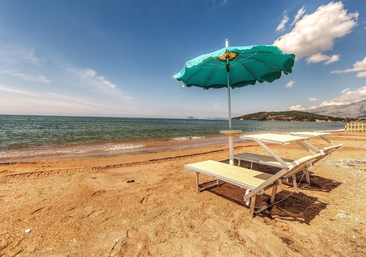 Baron Beach Hotel Scauri  Eksteriør billede